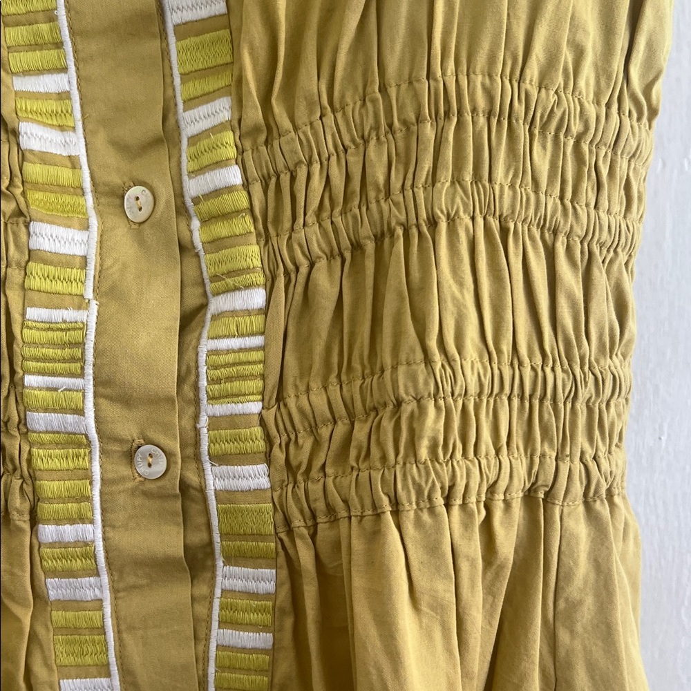 Chic Yellow Midi Dress with Embroidery - Picture 3 of 7